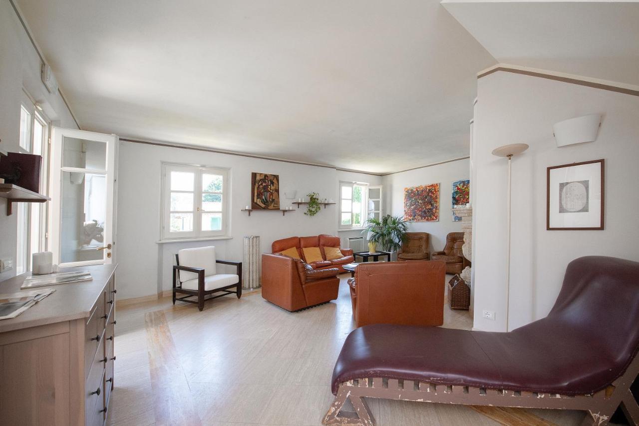 Relais Villa Isabel Pietrasanta Bagian luar foto