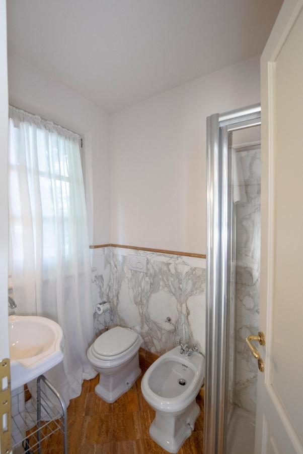 Relais Villa Isabel Pietrasanta Bagian luar foto