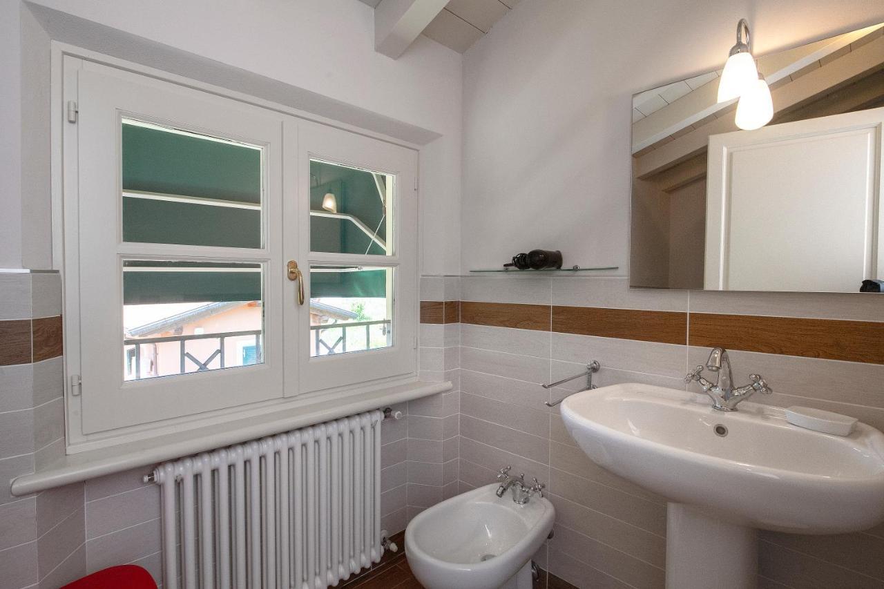 Relais Villa Isabel Pietrasanta Bagian luar foto